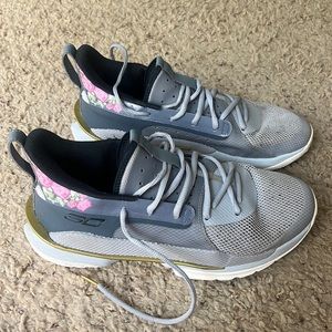 Curry 7 Floral Chinese New Year Basketball Shoes Size Men’s 8.5/Women’s 10
